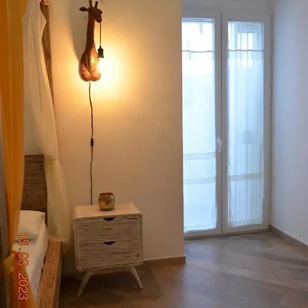 La Casetta Di Zoe Apartment
